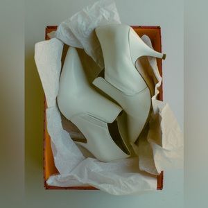 Tory Burch White Patent Leather Booties